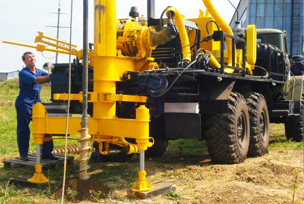 Как происходит процесс бурения скважины для загородных домов - подробное описание и особенности.